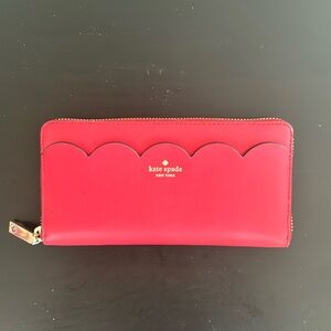 Kate Spade 8” Scalloped Zip Wallet